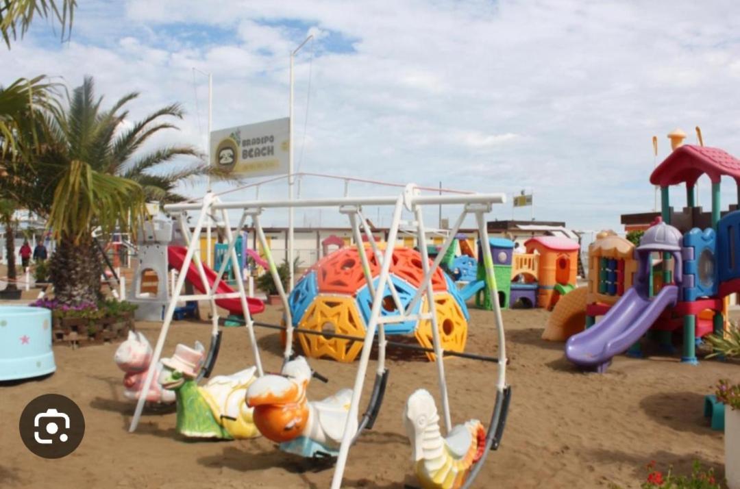 Hotel Caravel Park Rimini Exteriör bild