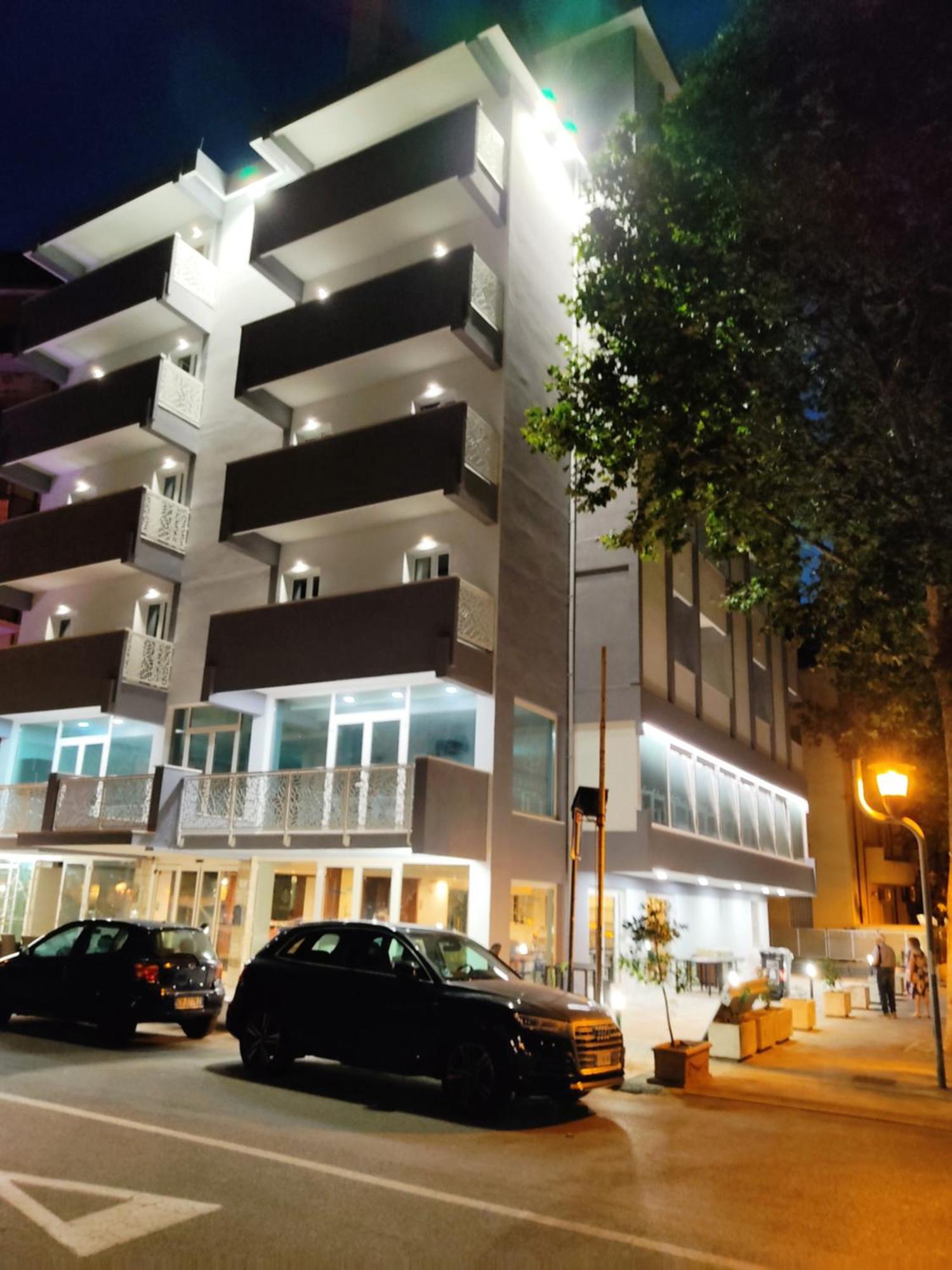 Hotel Caravel Park Rimini Exteriör bild